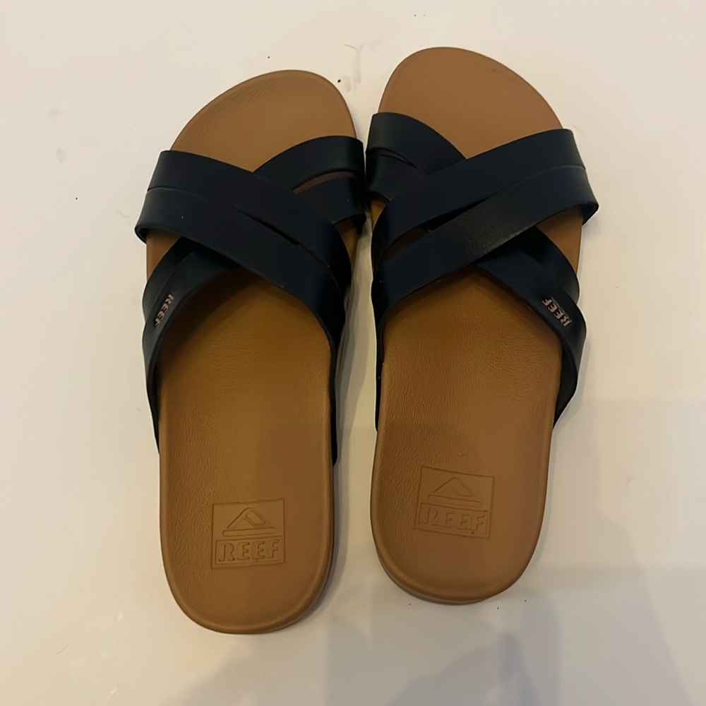 Reef Women's Sandals in Black and Tan